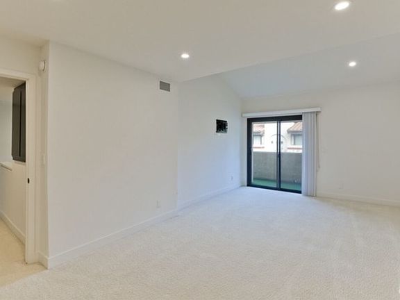 5th image of 6930 De Celis Pl Unit 34