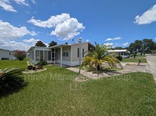 10045 Wellington Ave, Dade City, FL 33525