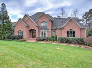 808 Northern Shores Point, Greensboro, NC 27455