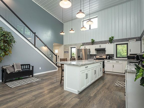 5th image of 10876 Maple Springs Dr SE