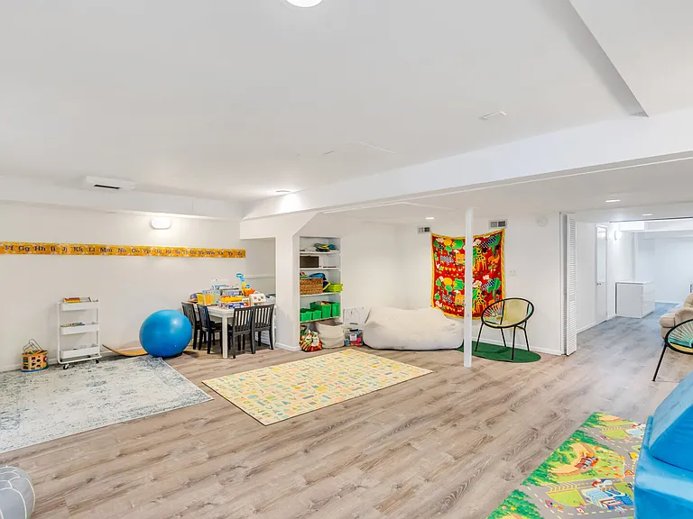 10 Bailow Ln — Photo 15