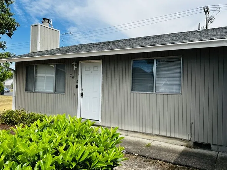 Prairie Place Duplexes — Photo 4