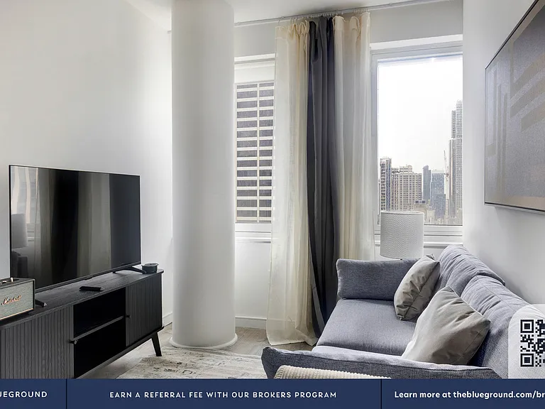 70 W 45th St #37C — Photo 4