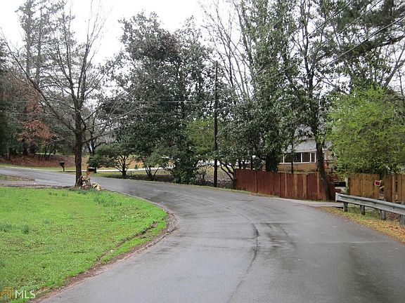 2nd image of 1840 Waldrep Cir SE