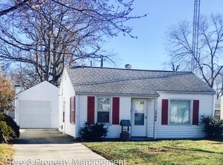 1704 N 20th St, Springfield, IL 62702