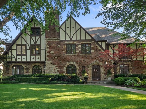 1220 W 62nd St APT 2