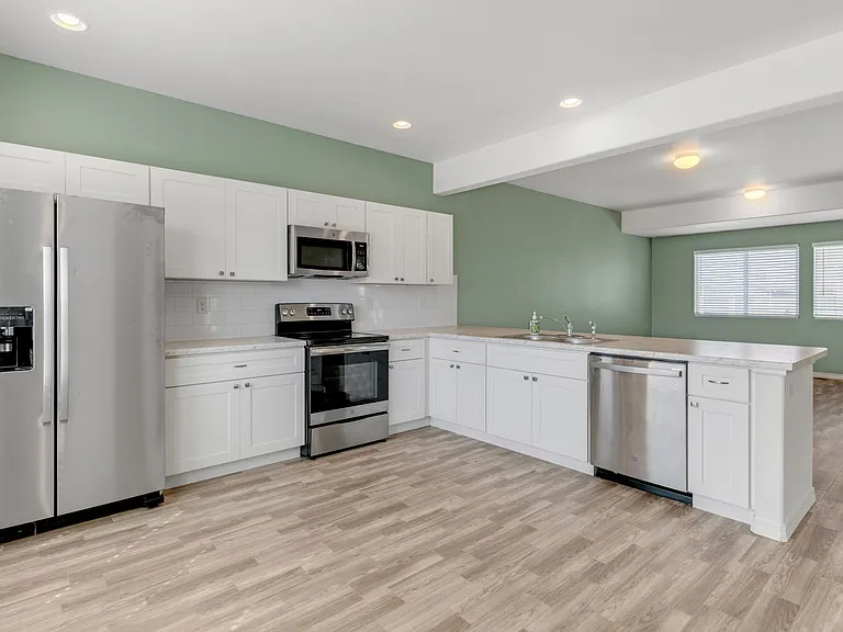 897 Technology Ct — Photo 11
