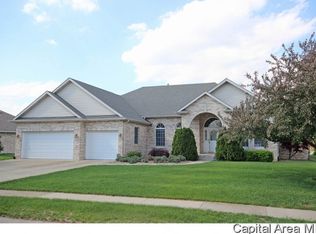 2105 W Laurel St, Springfield, IL 62704