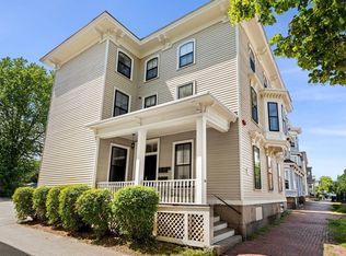 16 Summer St APT 4, Salem, MA 01970