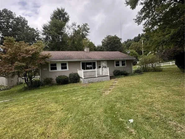 11081 Brosius Rd, Garrettsville, OH 44231