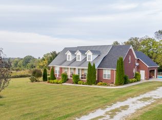 1231 Buncombe Rd, Belvidere, TN 37306