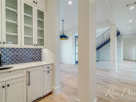 5th image of 4181 Newman Blvd