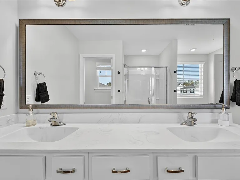 113 Brookline Dr — Photo 24