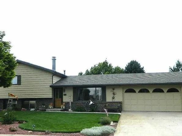 1795 Kings Rd, Gering, NE 69341