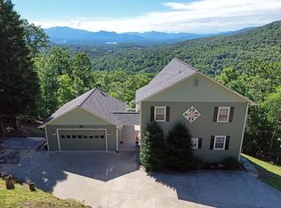 128 Oak Ln, Hayesville, NC 28904