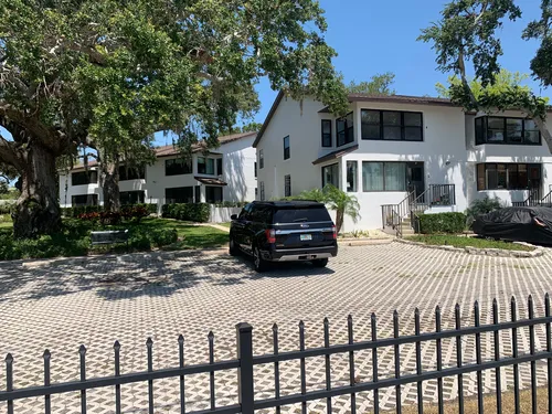 413 S Bayshore Blvd Photo 1