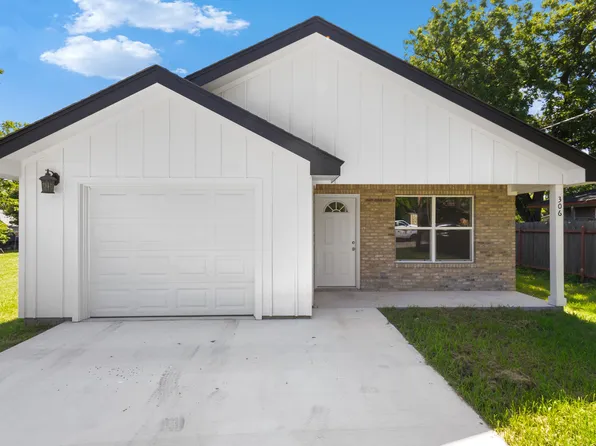 306 Sherman St, Nocona, TX 76255