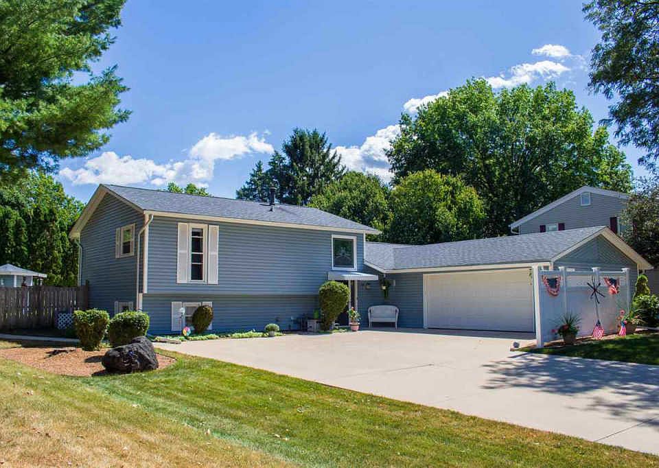 1st image of 1039 Brae Burn Ln