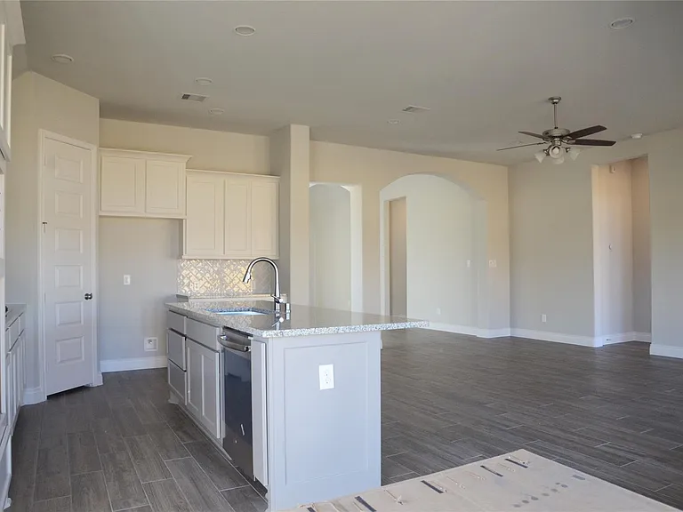 10511 Forfar Ln — Photo 10