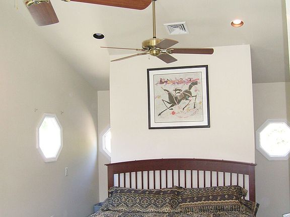 3rd image of 111 Coral Dr