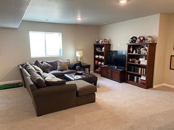 5th image of 11884 Alydar Loop