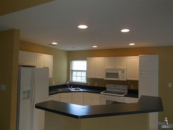 5th image of 3690 Willow Lake Drive