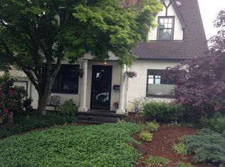 418 SE Gilham Ave, Portland, OR 97215