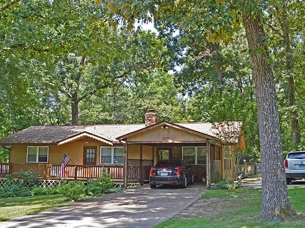 63 Cherokee Rd, Cherokee Village, AR 72529