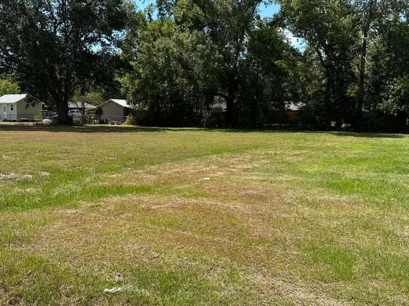 915 S Shireview Cir, Abbeville, LA 70510
