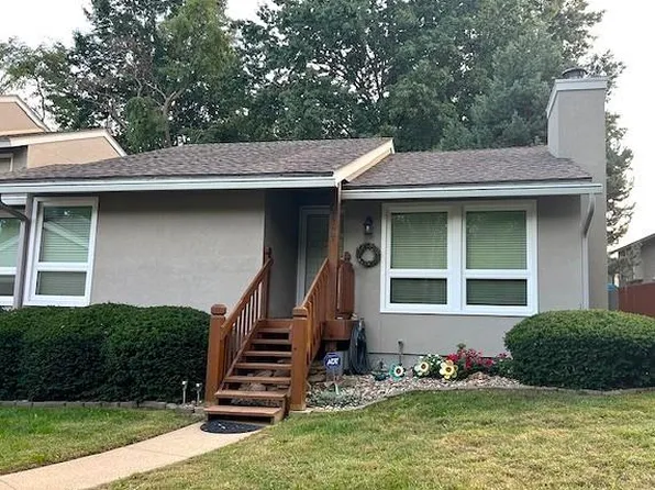 12707 W 108th Ter, Overland Park, KS 66210