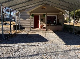 101 N Cherokee St, Frontenac, KS 66763