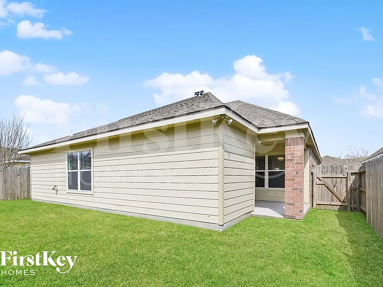 10364 Stone Gate Dr — Photo 15