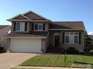 604 Randall Dr, Solon, IA 52333