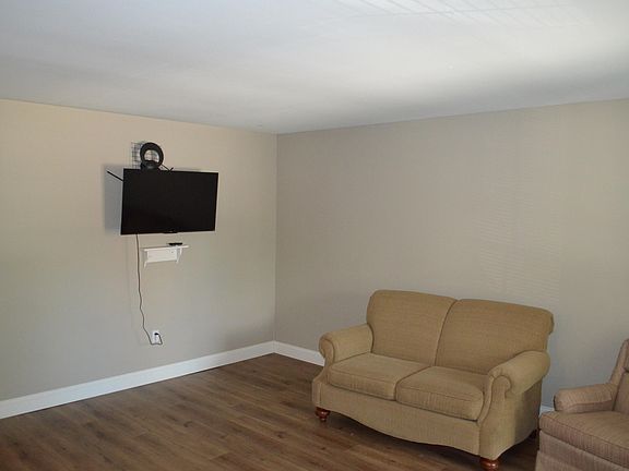 3rd image of 900 Mountain Creek Rd APT 137
