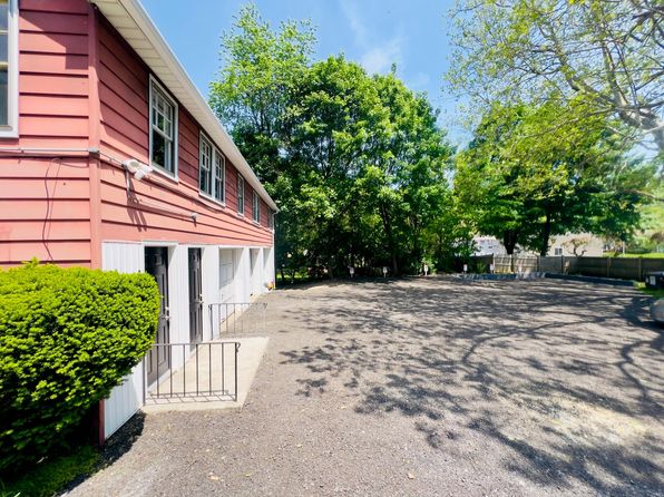230 Main St #B