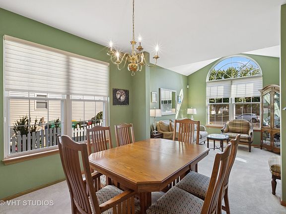 4th image of 7513 Rosewind Dr