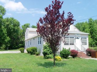 156 N Virginia Ave, Carneys Point, NJ 08069