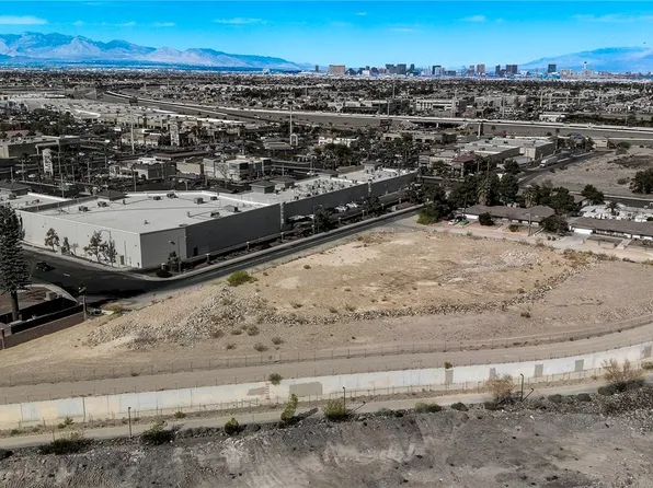 Fletcher Rd, Henderson, NV 89074