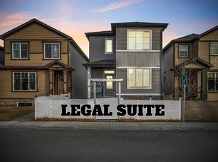 208 W Cornergate Row NE, Calgary, AB T3N1L7