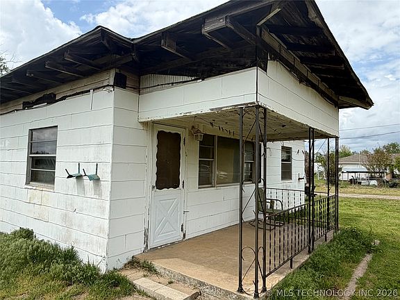 3rd image of 2922 N Kings Hwy