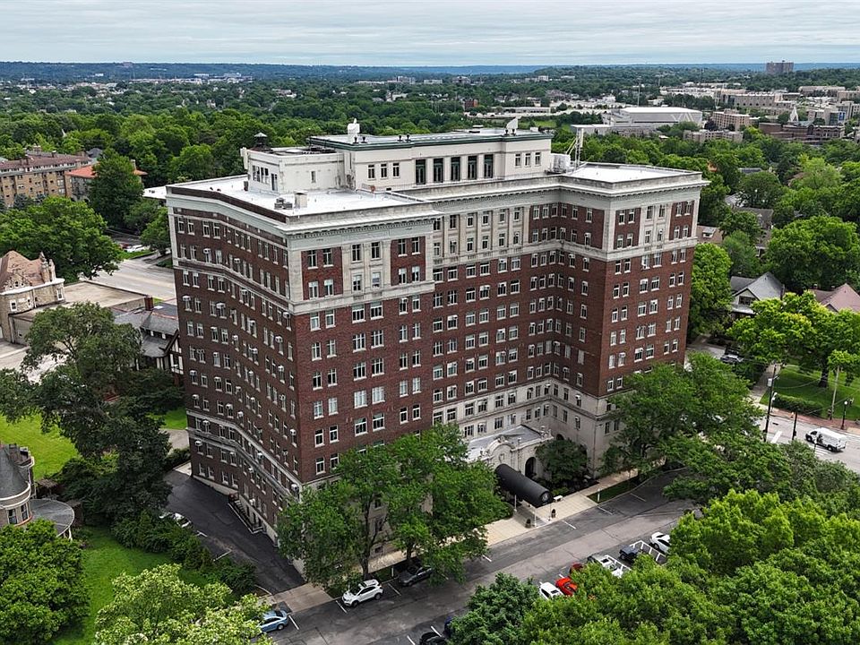 1st image of 3900 Rose Hill Ave Unit 301A