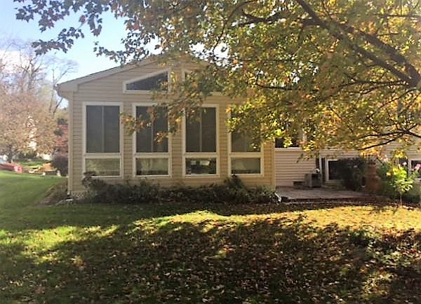 2nd image of 460 Highland Dr