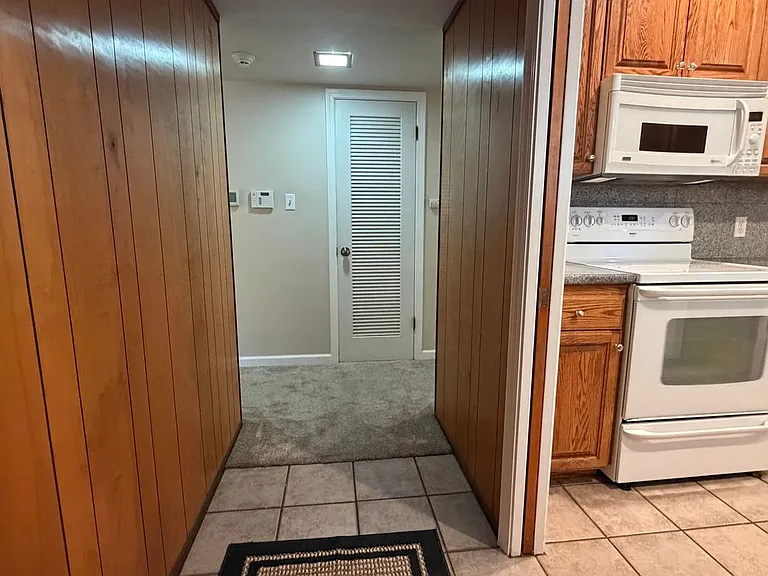 3404 Marshall Ave — Photo 3