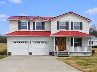 103 Ali Ln, Jacksboro, TN 37757