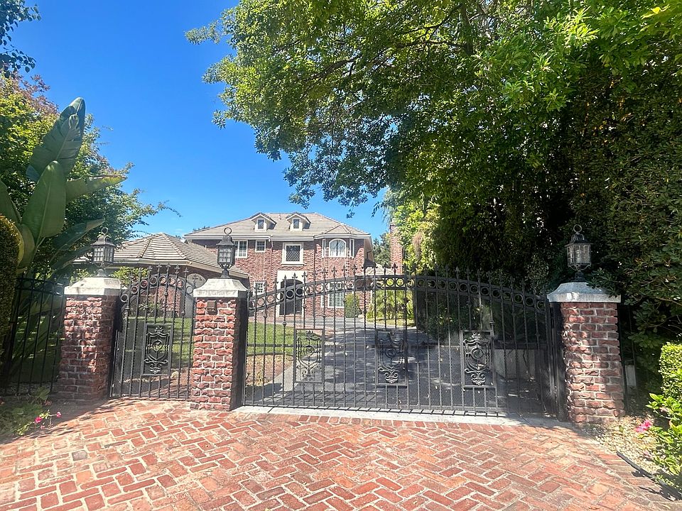 1st image of 4315 Commonwealth Ave
