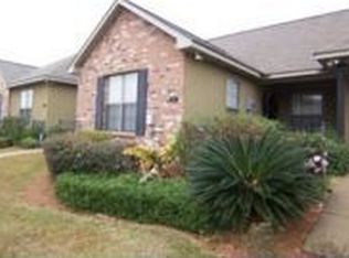 2906 Magazine Dr, Baton Rouge, LA 70816