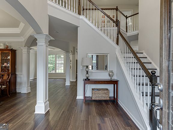 5th image of 3265 Thimbleberry Trl