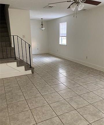 5th image of 3745 Bunkerhill Dr