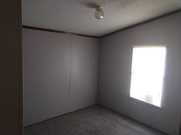 5th image of 11737 N Illinois Ave