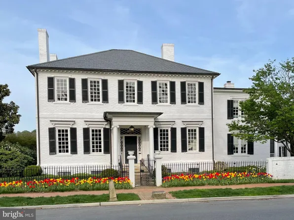 213 Caroline St, Fredericksburg, VA 22401